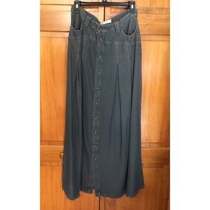 Free People denim skirt!